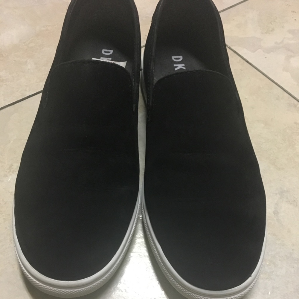 DKNY slip on sneakers